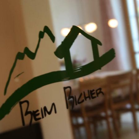 Beim Bicher غرابينشتت المظهر الخارجي الصورة
