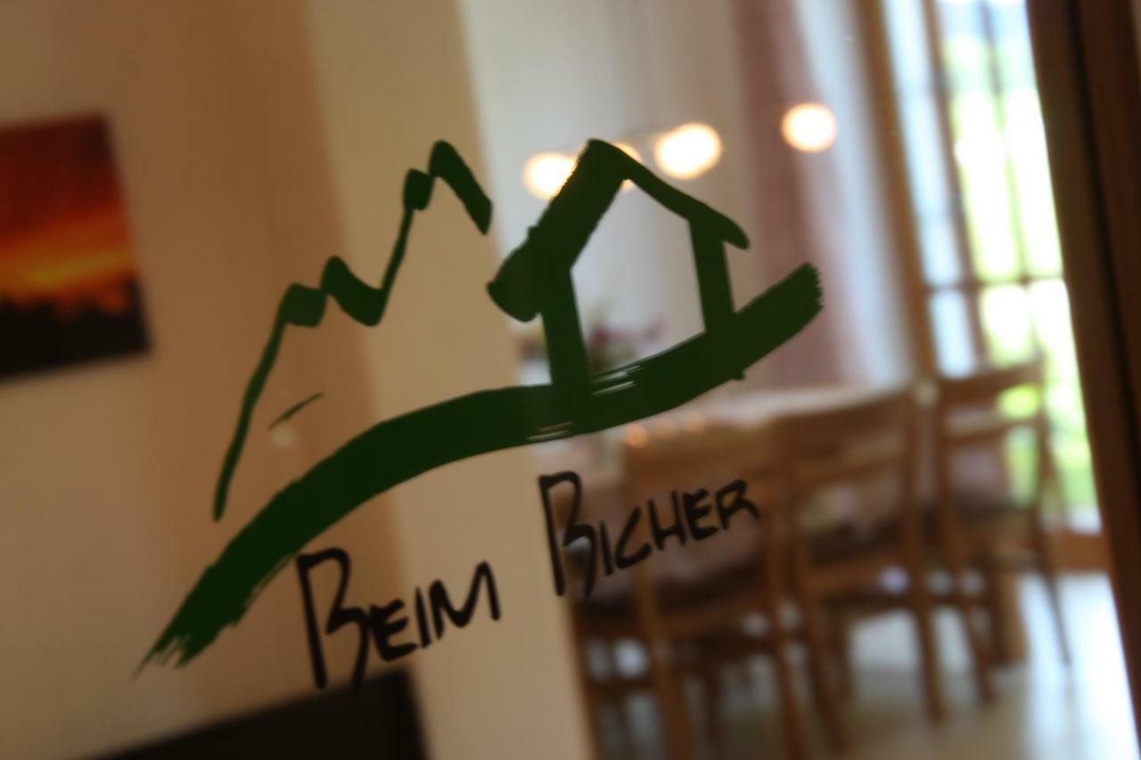 Beim Bicher غرابينشتت المظهر الخارجي الصورة